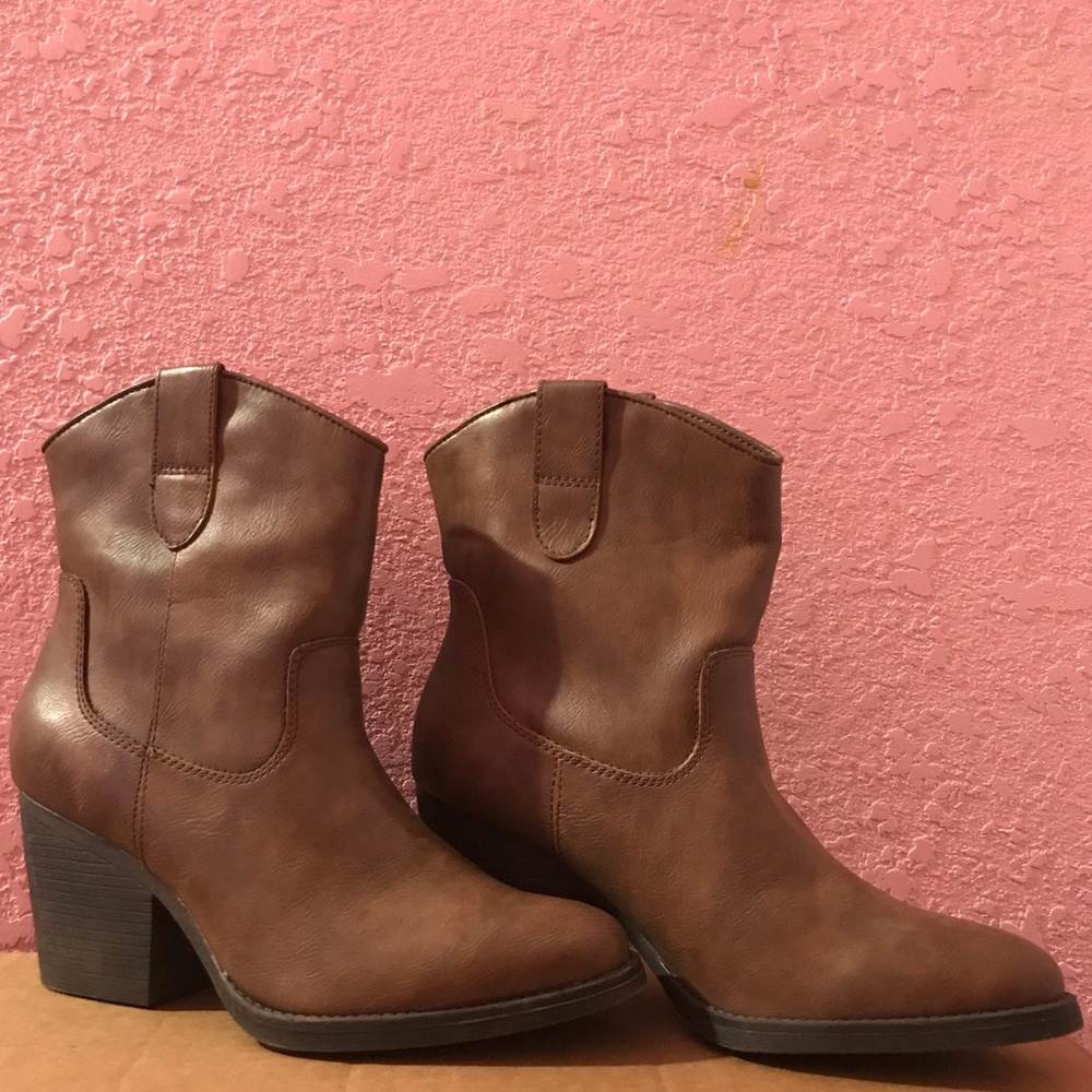 Madden Girl Ankle Boots